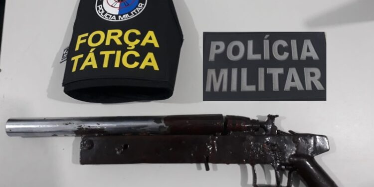 PM prende homem por porte ilegal de arma de fogo em Nossa Senhora do Socorro