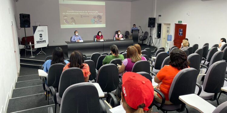 Saúde reúne membros do Comitê Estadual de Prevenção à Mortalidade Materno-Infantil e Fetal