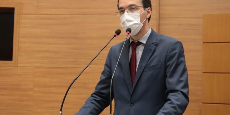 Georgeo Passos apela ao governo por congelamento do IPVA