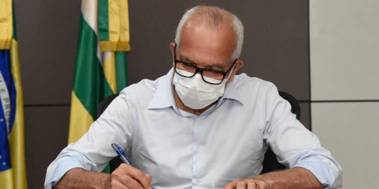 Prefeitura de Aracaju decreta ponto facultativo nas vésperas de Natal e Ano Novo