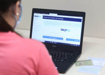 Reforço Janssen: pessoas vacinadas em outro estado devem se cadastrar no VacinAju