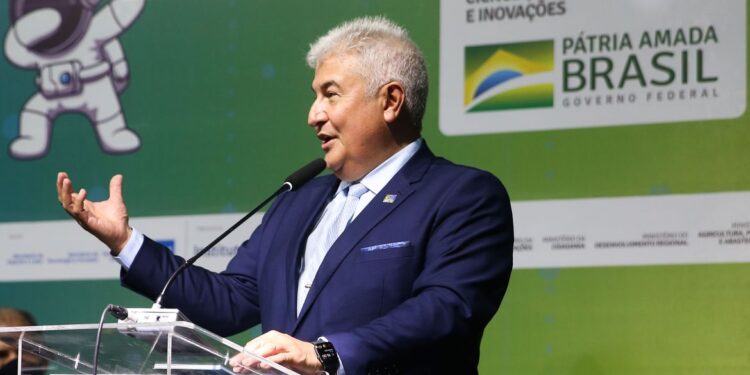 Ministro Marcos Pontes diz que Brasil será grande produtor de vacinas