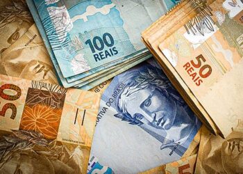 Bolsonaro sanciona lei que cria crédito para micro e pequenas empresas