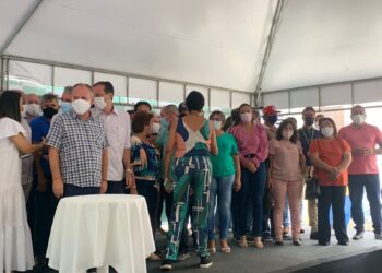 Banese realiza ação especial para entregar os cartões do Mão Amiga – Bacia Leiteira