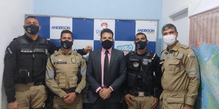 Anderson de Tuca recebe Sindicato dos Agentes de Trânsito de Aracaju e ouve demandas