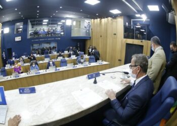 Câmara aprova LOA em 1ª votação