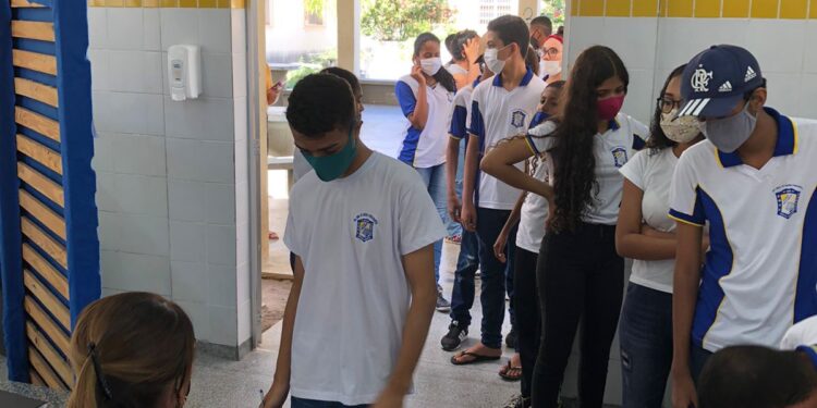 Prefeitura de Aracaju promove eleição para novos gestores escolares da rede municipal