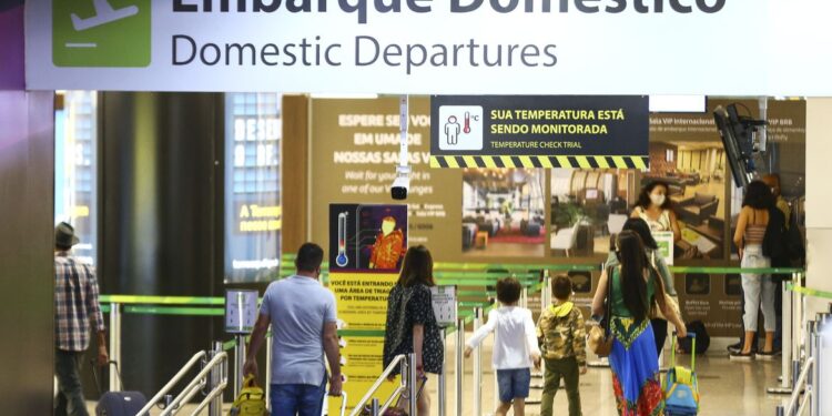 Aeroportos da Infraero têm aumento de passageiros neste fim de ano
