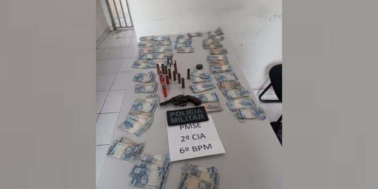 PM prende homem por furto e porte ilegal de arma de fogo em Boquim