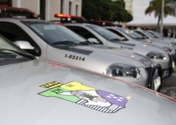 PM autua motociclista que transitava sem CNH e na contramão de uma via em Propriá