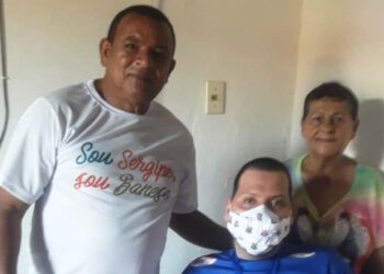 Em encontro com bicampeão, Américo de Deus ressalta a importância do esporte na inclusão da pessoa com deficiência
