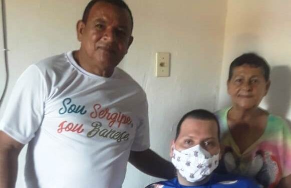 Em encontro com bicampeão, Américo de Deus ressalta a importância do esporte na inclusão da pessoa com deficiência