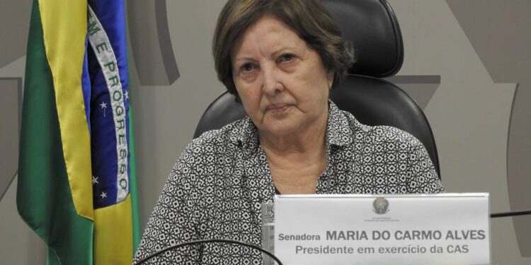 Senadora destaca a importância da ajuda de custo para UTI