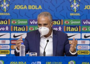 Tite convoca Seleção com Rodrygo e Daniel Alves