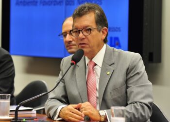 Novo Terminal Pesqueiro de Aracaju trará modernidade para o setor, disse Laércio Oliveira