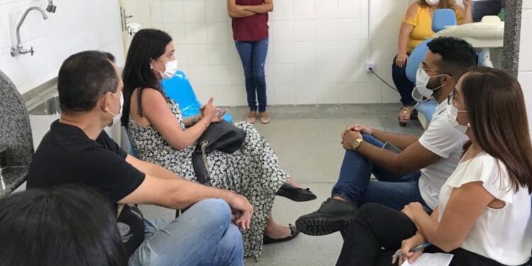 Pirambu: Equipe de odontologia e Atenção Básica participam de treinamento sobre a implantação do Laboratorio de Prótese Dentária Regional