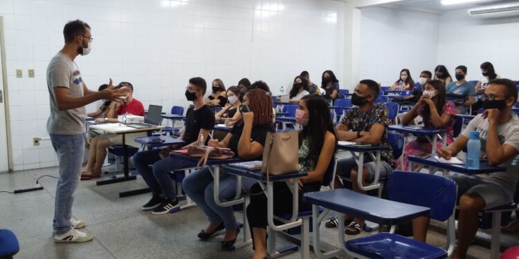 Alunos da rede estadual vencem a I Olimpíada de Biologia de Itabaiana