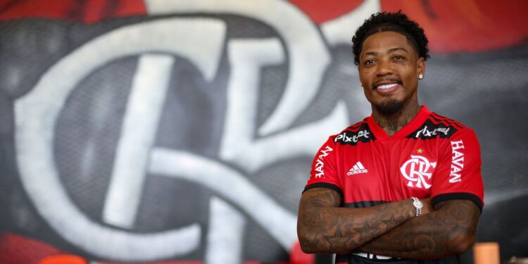 Flamengo apresenta Marinho, o seu primeiro reforço para a temporada