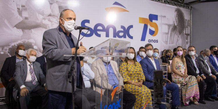 Belivaldo participa da inauguração de unidade do Senac em Aracaju