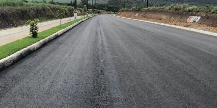 Obras de reestruturação da rodovia que liga a BR-101 aos municípios de Japaratuba e Pirambu mantém celeridade