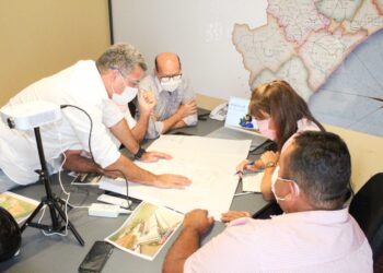 Reurbanização paisagística da entrada de Canindé de São Francisco é tema de reunião entre Setur e ProjetarSE