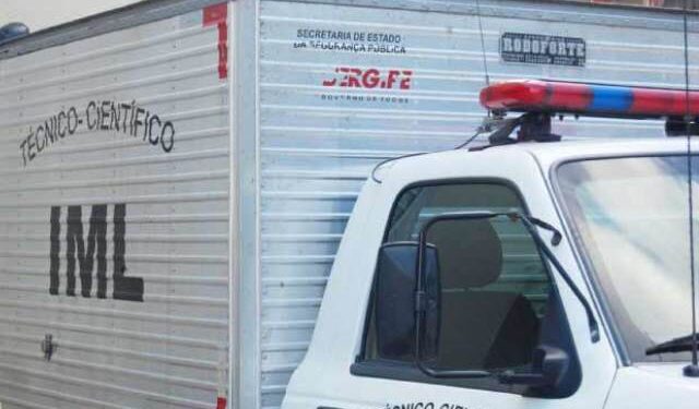 IML recolhe 17 corpos no fim semana, entre eles nove vitimas de homicídios e quatro acidentes