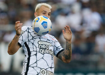 Alô, Fiel! Roger Guedes já teria data para deixar o Corinthians