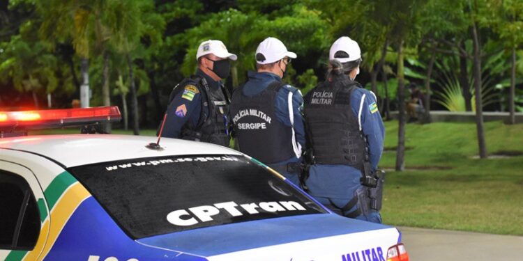 CPTran prende motorista que atropelou oito pessoas na Praia do Jatobá