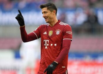 Pela segunda vez seguida, Lewandowsi é eleito o melhor jogador do mundo; confira outros premiados