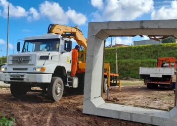 Prefeitura de Estância inicia montagem da Ponte do Povoado Biriba