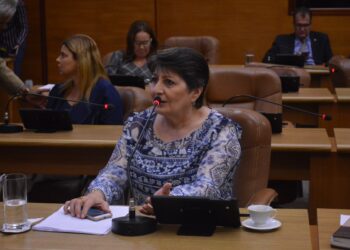 Maria pede abastecimento de água para povoado de Porto da Folha