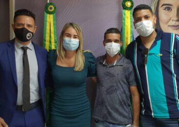 Kitty Lima recebe motoboy agredido por policiais e cobra apuração rigorosa do caso à SSP e PM