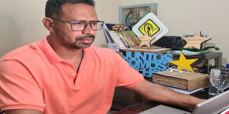 Sargento Byron visita UBS e leva demandas da população à secretaria municipal de saúde
