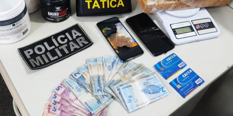 Polícia Militar prende suspeito de tráfico de drogas na Zona Sul de Aracaju