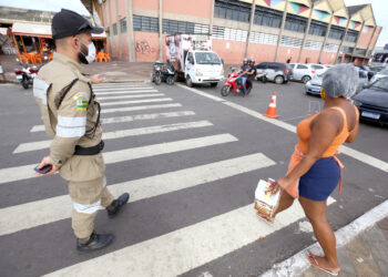 PMA atua para garantir um trânsito mais seguro a pedestres e condutores