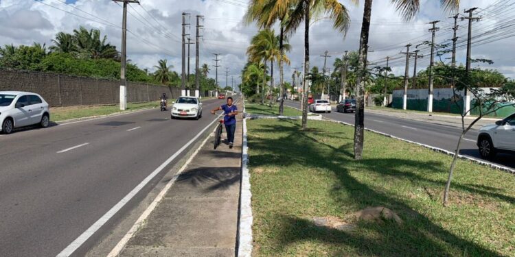 Iran Barbosa propõe ampliação da rede de ciclovias de Aracaju