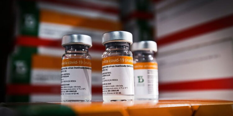 Anvisa pede explicações ao Butantan sobre uso da CoronaVac em crianças