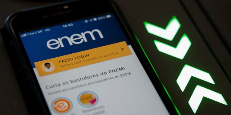 Participantes do Enem podem consultar Cartão de Confirmação