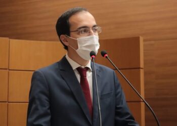 Georgeo Passos lamenta reajuste nos valores do IPVA