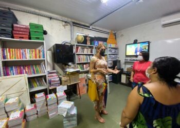 Linda Brasil visita unidades de saúde e ensino do município