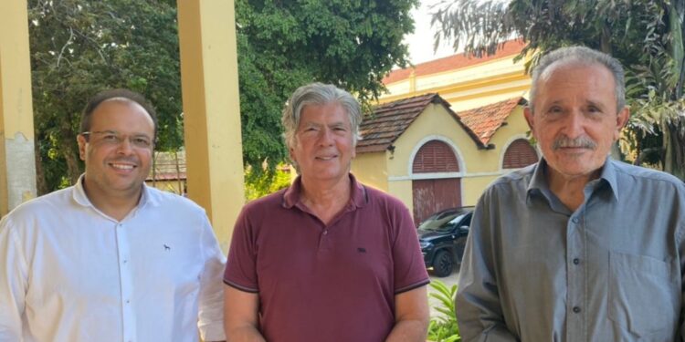 Flash político: Thiago, Ivan e Machado vão formar grupo coeso e independente à Federal