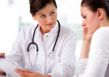 Médicos alertam para alta incidência de pedras nos rins no verão