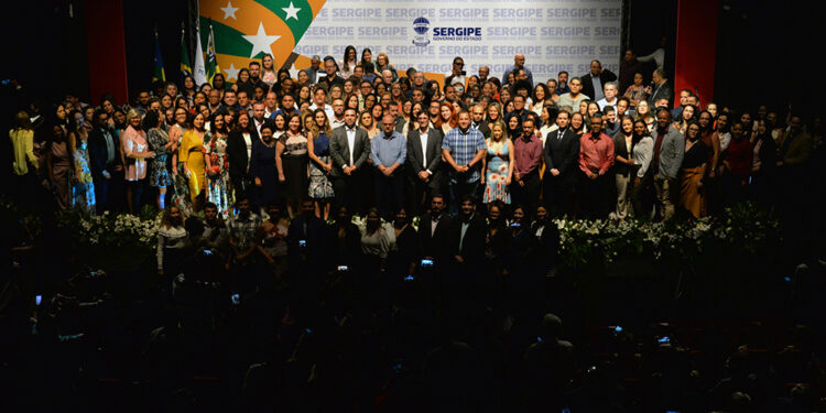 Alese aprova projeto que estabelece processo seletivo para escolha de diretor de escola e gestor regional