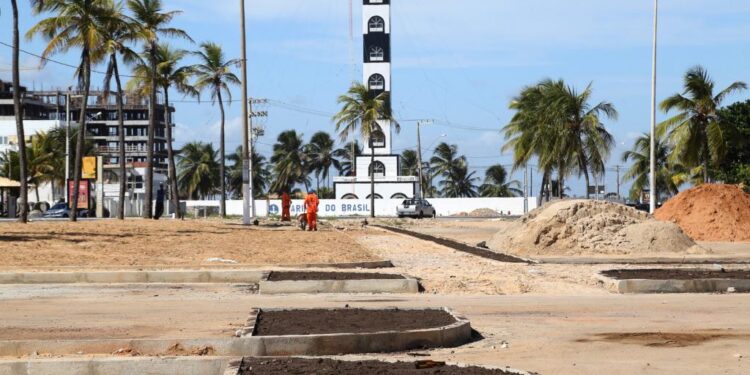 Obra da nova Orla da Coroa do Meio segue em ritmo avançado de execução