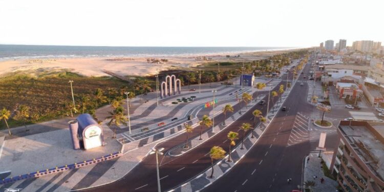 Cuidados constantes colocam praias de Aracaju como as melhores do país em balneabilidade