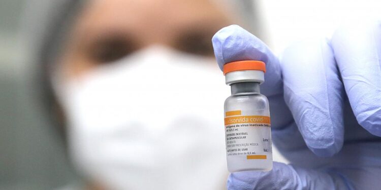 Aracaju se prepara para vacinar crianças de 6 anos ou mais com CoronaVac