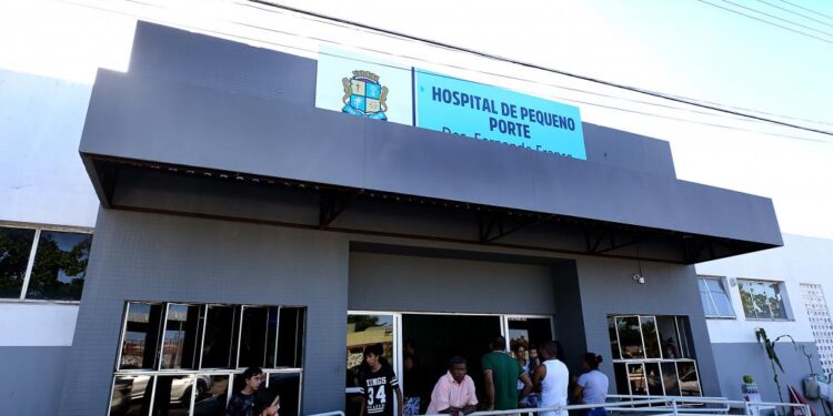 Atendimento a pacientes com sintomas gripais aumenta lotação dos hospitais municipais