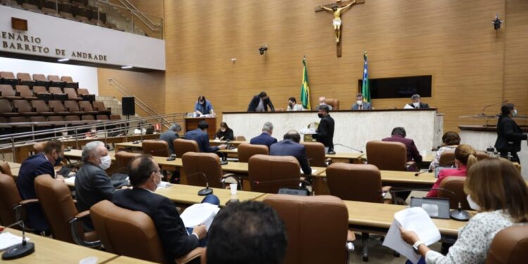 Recesso: PEC recomenda retorno das atividades em fevereiro