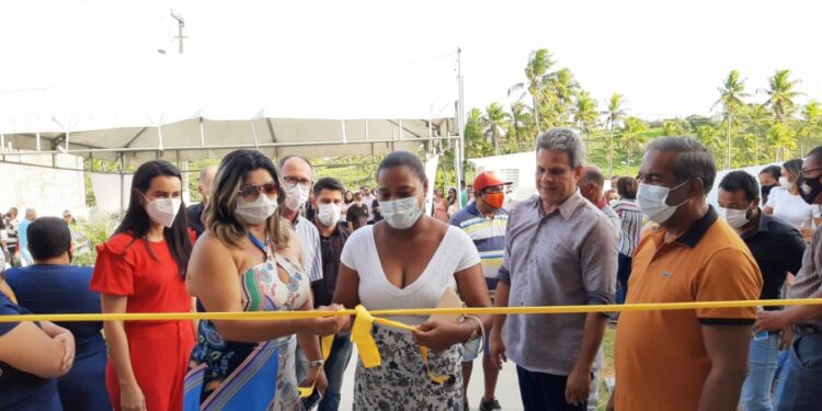 Prefeitura de Laranjeiras inaugura seis obras em apenas um dia