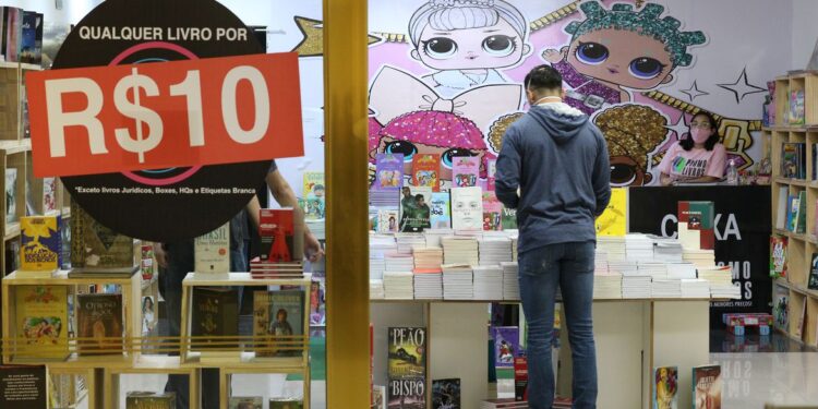 Pequenas empresas são responsáveis por 76% dos novos empregos